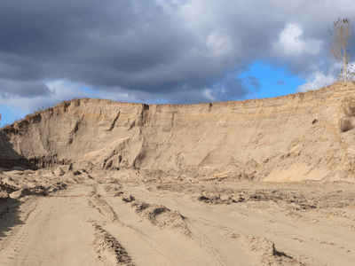 LB MINERALS, s.r.o., varuje před surovinovou krizí