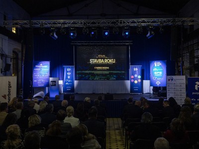 Stavbou Moravskoslezského kraje je Dům služeb v Palkovicích