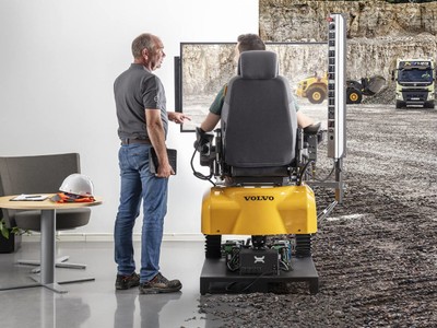 Unikát v Česku: Havlíčkobrodská stavební škola pořídila simulátor rypadla za tři miliony